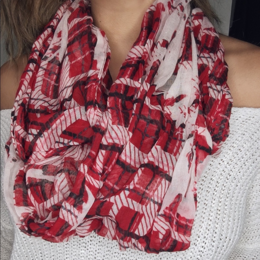Red and white scarf